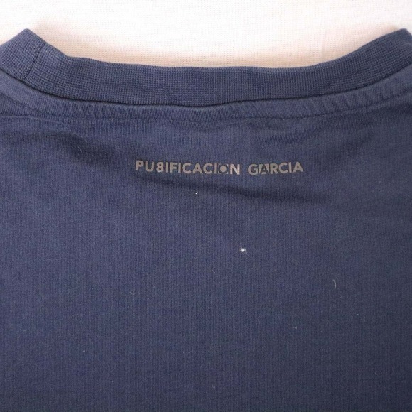 Purificación García Navy Crewneck T-Shirt – Men's M Luxury Cotton Shirt - Picture 3 of 7